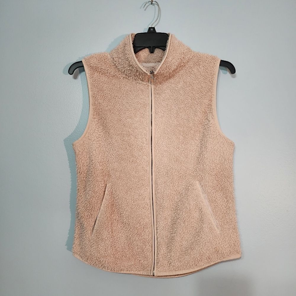 SO Faux Fur Zip Up Vest